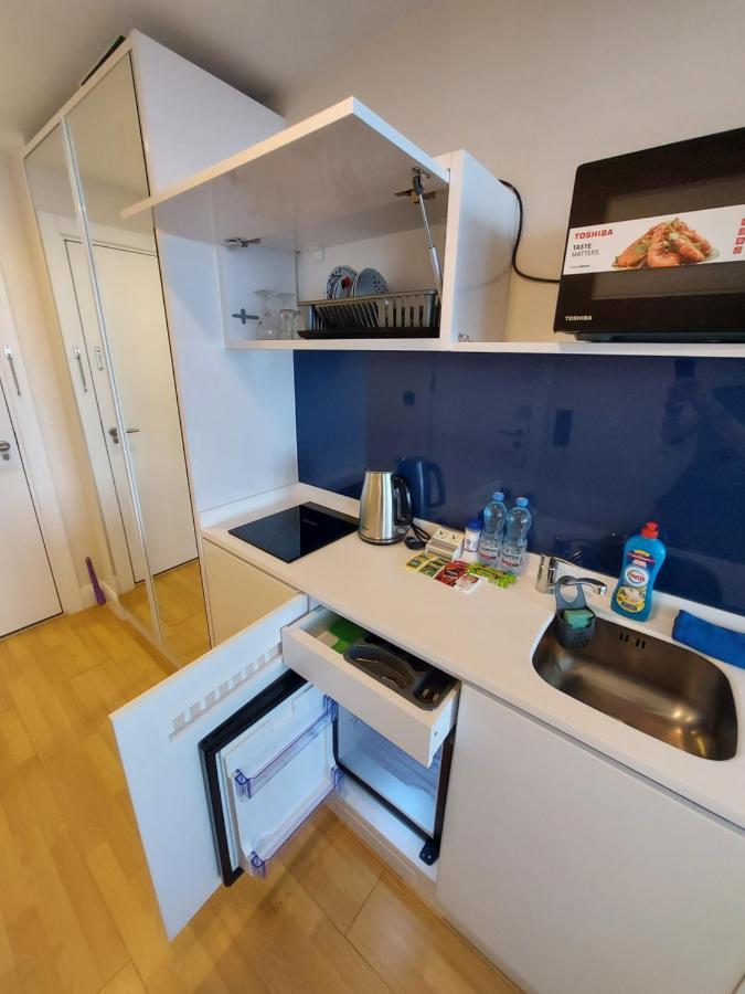 바투미 Номера На Высоких Этажах 24,31 아파트 외부 사진